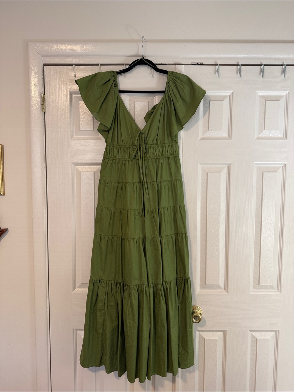 Moon River Olive Green Tiered Maxi with Flutter Sleeves size Medium